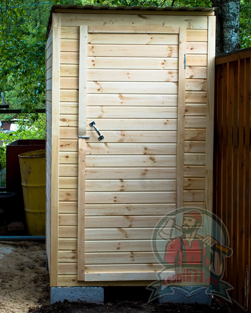 Деревянный туалет для дачи: торфяной компостирующий биотуалет
